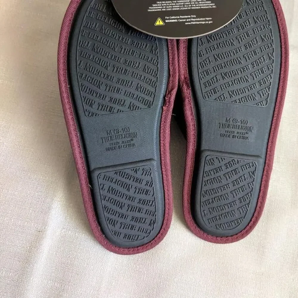 True Religion Buddha Logo Slippers Men's size Medium (9-10) NEW!